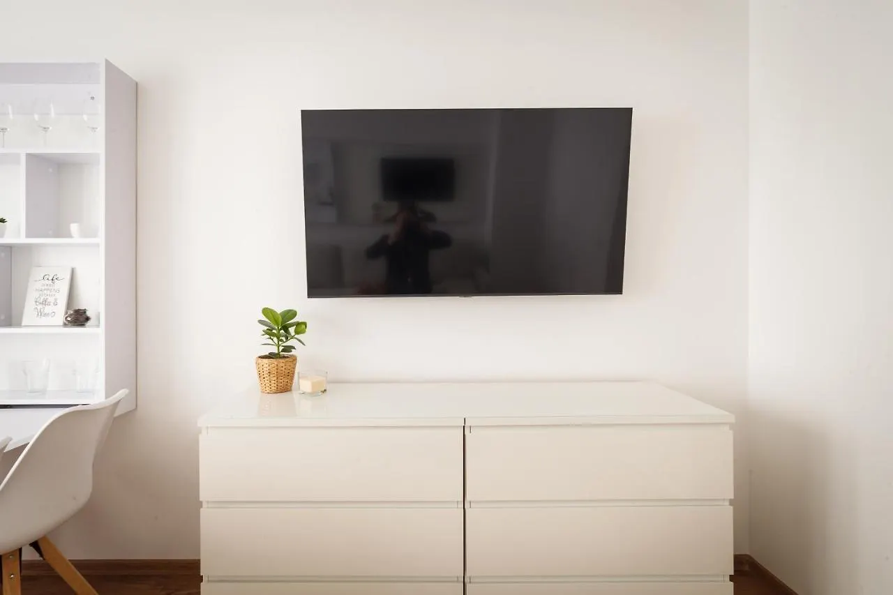 Design Apartment / 2 Room / Central / Contactless Check-In Hannover