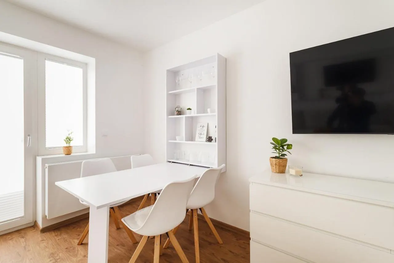 Design Apartment / 2 Room / Central / Contactless Check-In Hannover